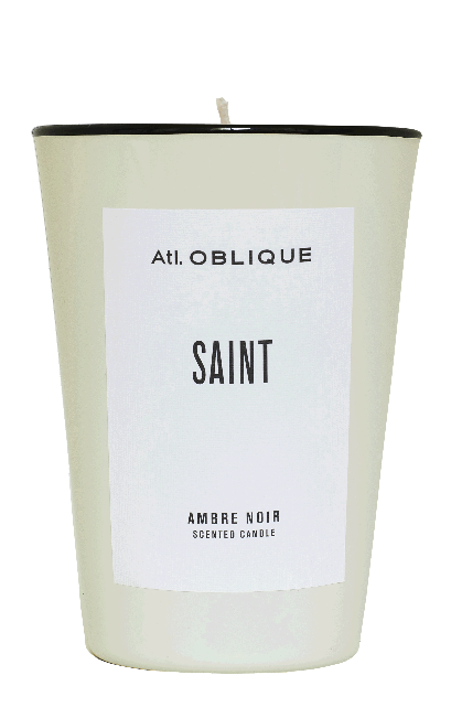 SAINT celebrates the gesture of flirting to passionately ­dancing with the moment itself. Inspired by glamorous, festive nights, this Eau de Parfum is the bridge connecting exclusive ­Parisian parties of the 20ies with excessive club nights in the cold ­concrete-clubs of today’s Berlin. 